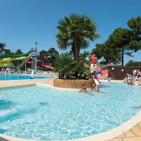 Mobil 6 Personnes 4 Etoiles Bonne Anse La Palmyre * Les Mathes