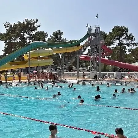 Campingplads Mobil 6 Personnes 4 Etoiles Bonne Anse La Palmyre