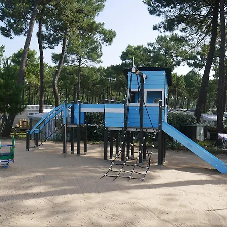 Mobil 6 Personnes 4 Etoiles Bonne Anse La Palmyre * Les Mathes